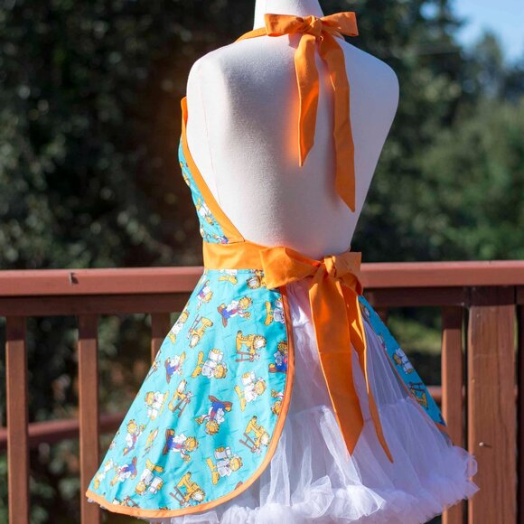 Garfield Handmade 50's Style Pin-up apron - One of a kind! - Picture 2 of 5